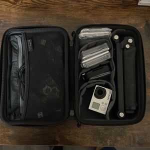 🔴🔴SOLD🔴🔴Hero 3+ GoPro. All accessories and carrying case.